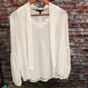 Banana Republic Elegant Cream Blouse
